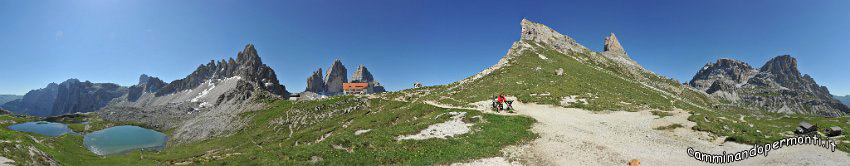 102 Panoramica dal Rifugio Locatelli.jpg